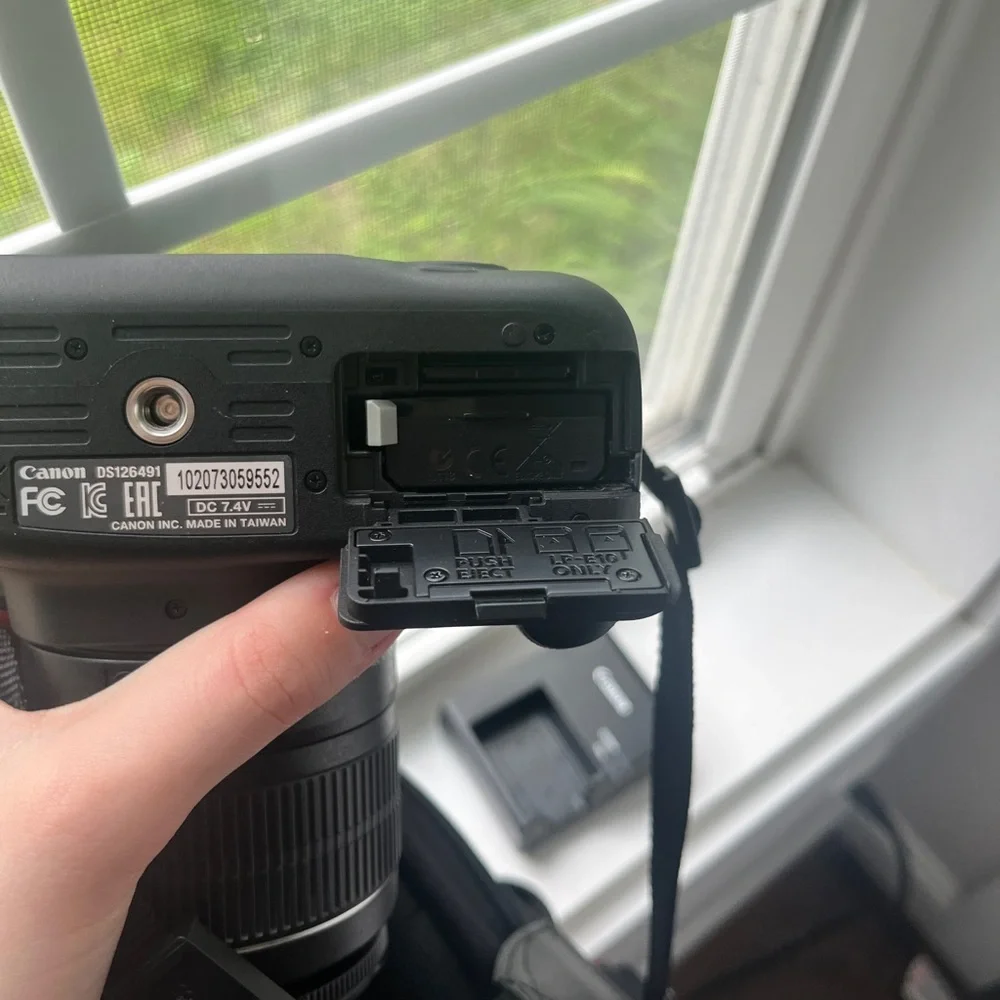 Canon T-5 Camera + Lense + Travel Bag. Had for a few years and never used!